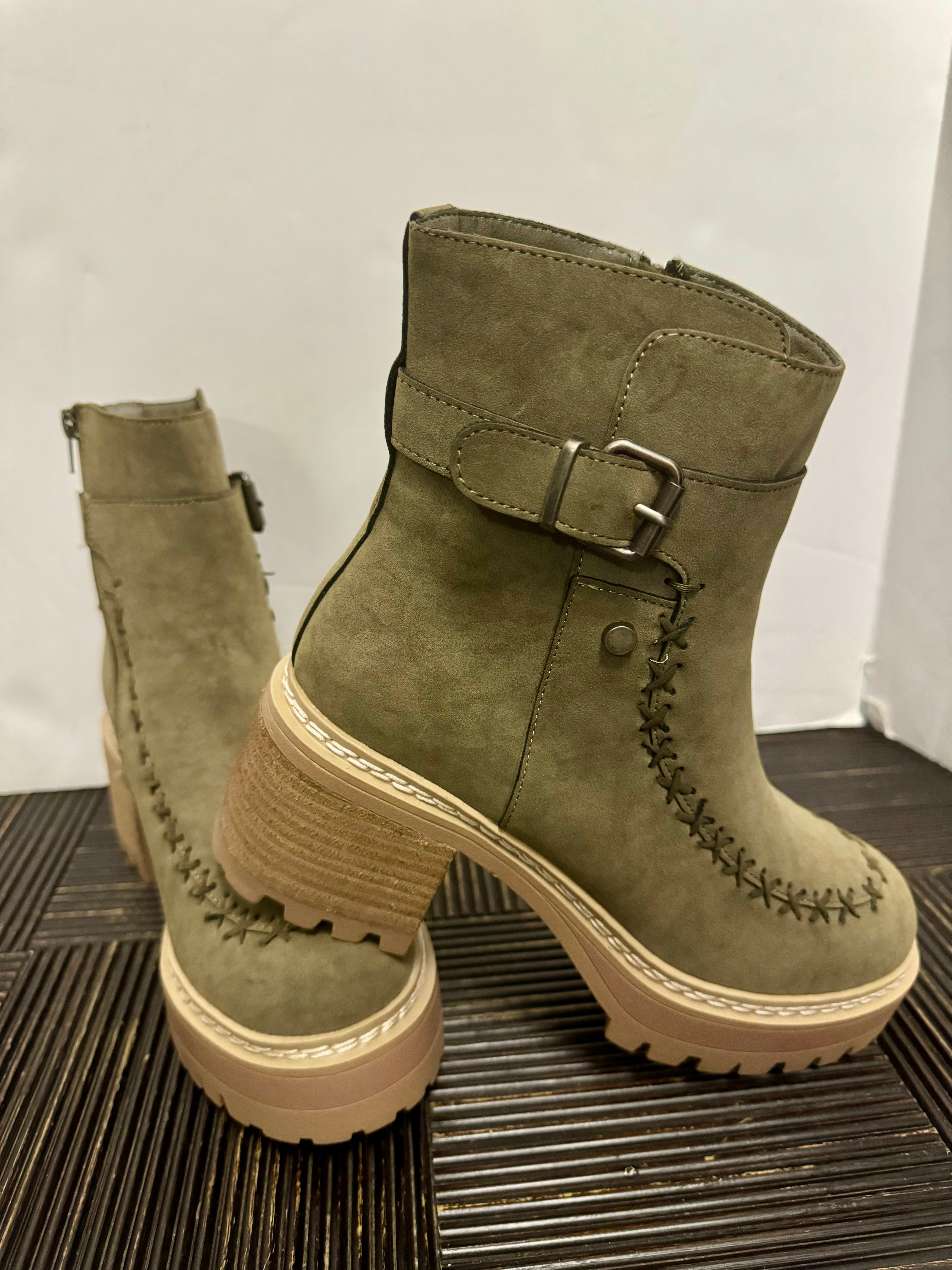 Mia Toula Boot